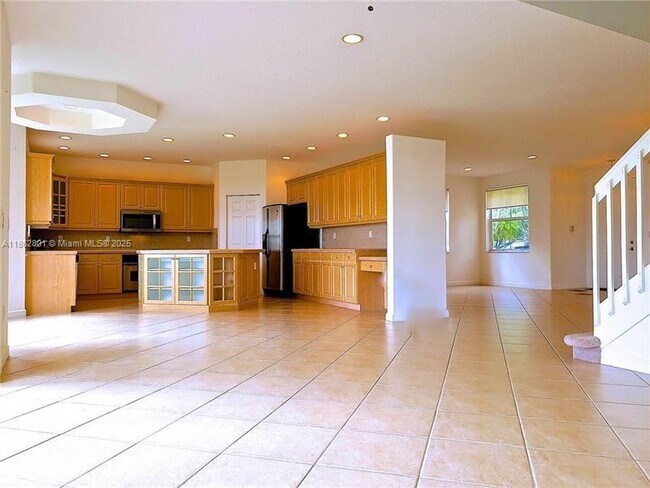 Building Photo - 5084 SW 164th Ave