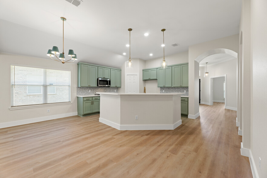 Breakfast Nook - 4029 Dellman Dr