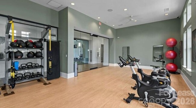 Building Photo - 15155 Ollie Dr