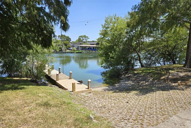 Building Photo - 18617 Egret Bay Blvd
