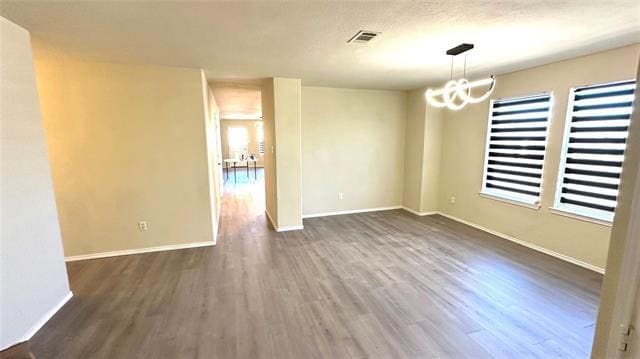Building Photo - 817 Lark Dr