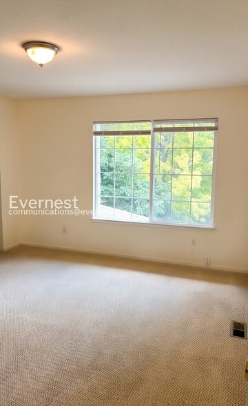 Building Photo - 6238 Westchase Rd