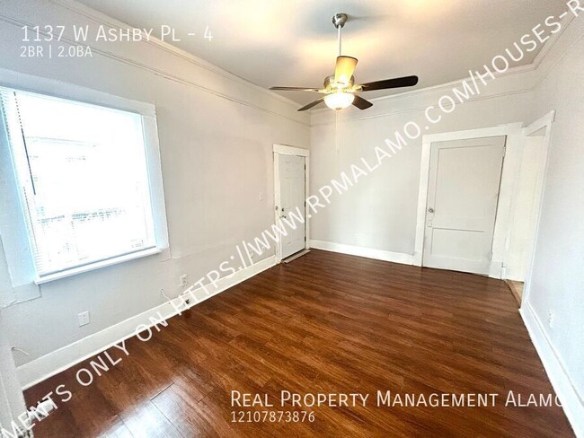 Building Photo - AVAILABLE NOW! 2 Bedroom /2 Bath Unit Avai...