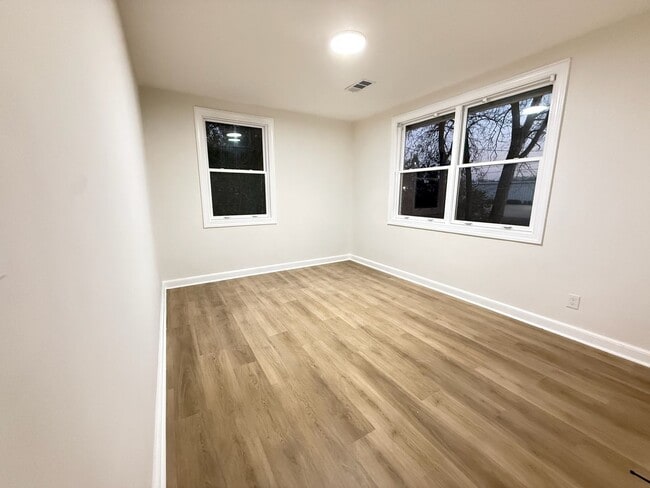 Building Photo - Fully Remodeled 3BR/2BA Home!