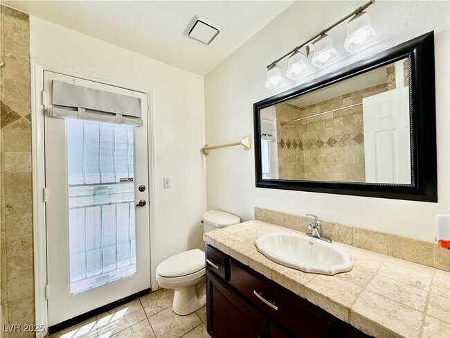 Building Photo - 9009 Feather River Ct