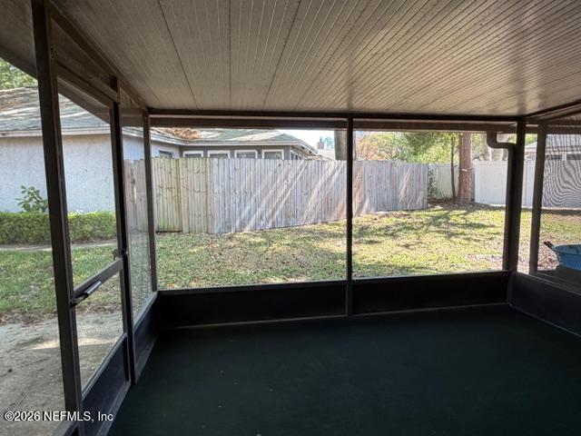 Building Photo - 5627 Pinebay Cir S