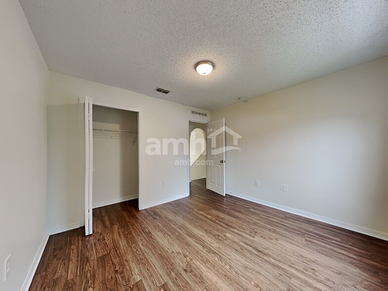 Building Photo - 3416 Steelgate Ct