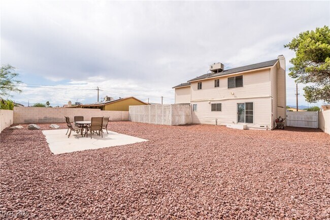 Building Photo - 3955 Savoy Ct