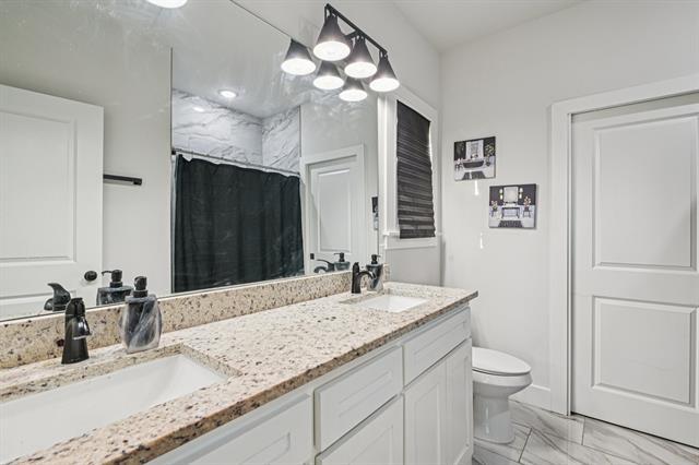 Building Photo - 1607 E Terrell Ave