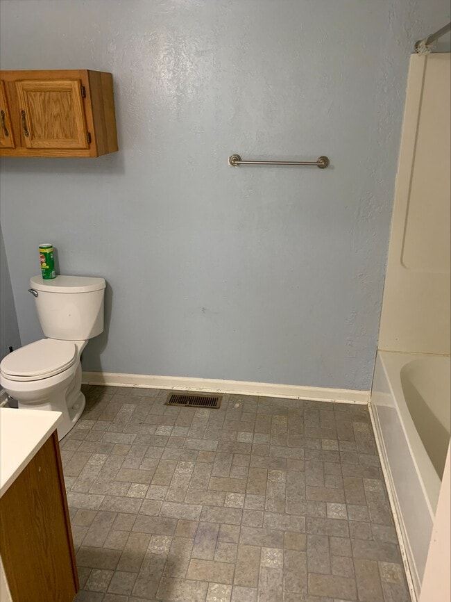 Building Photo - 1526 E 36th St