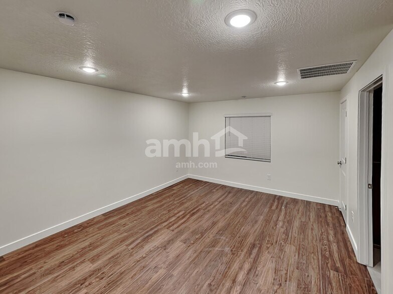Building Photo - 3471 N Annabell St