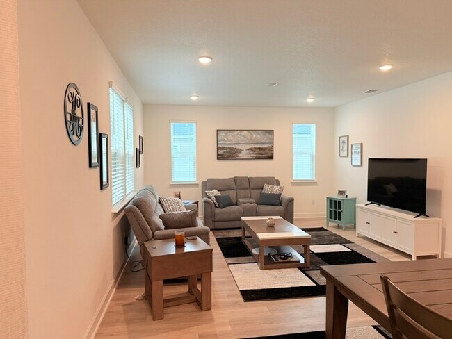 Building Photo - New Construction 5 Bedroom Home With In Law Suite In Fernandina Beach