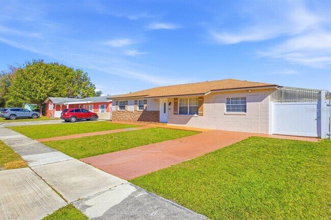 Building Photo - 5681 Tulip Ave