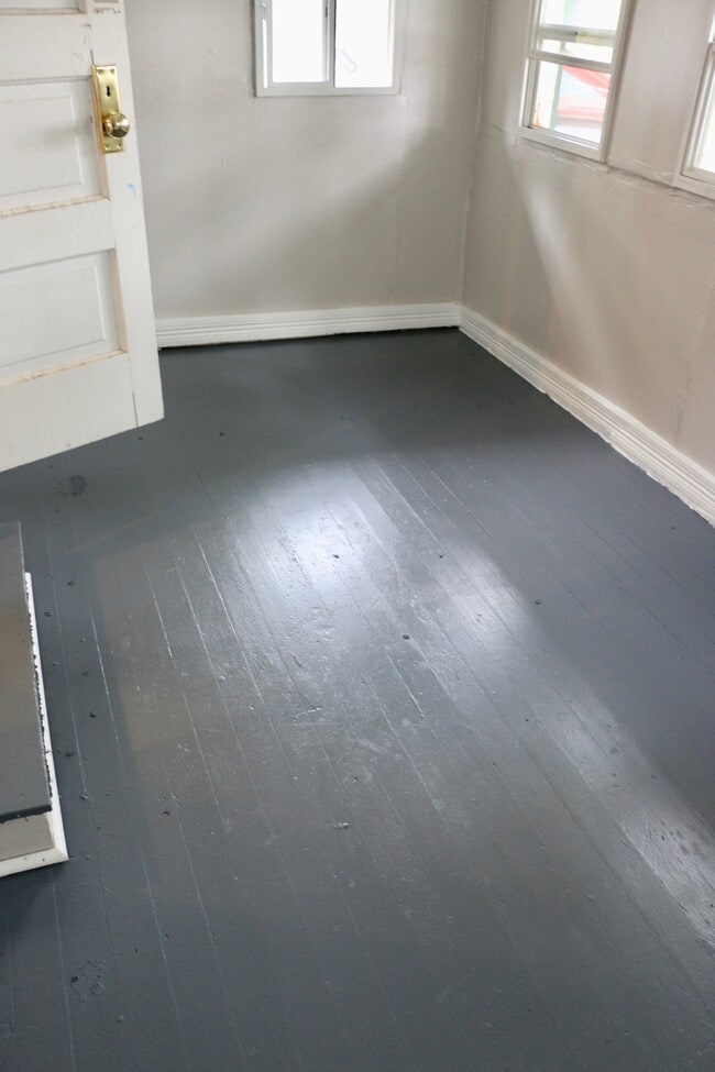 2nd Level Porch - 232 Lincoln St