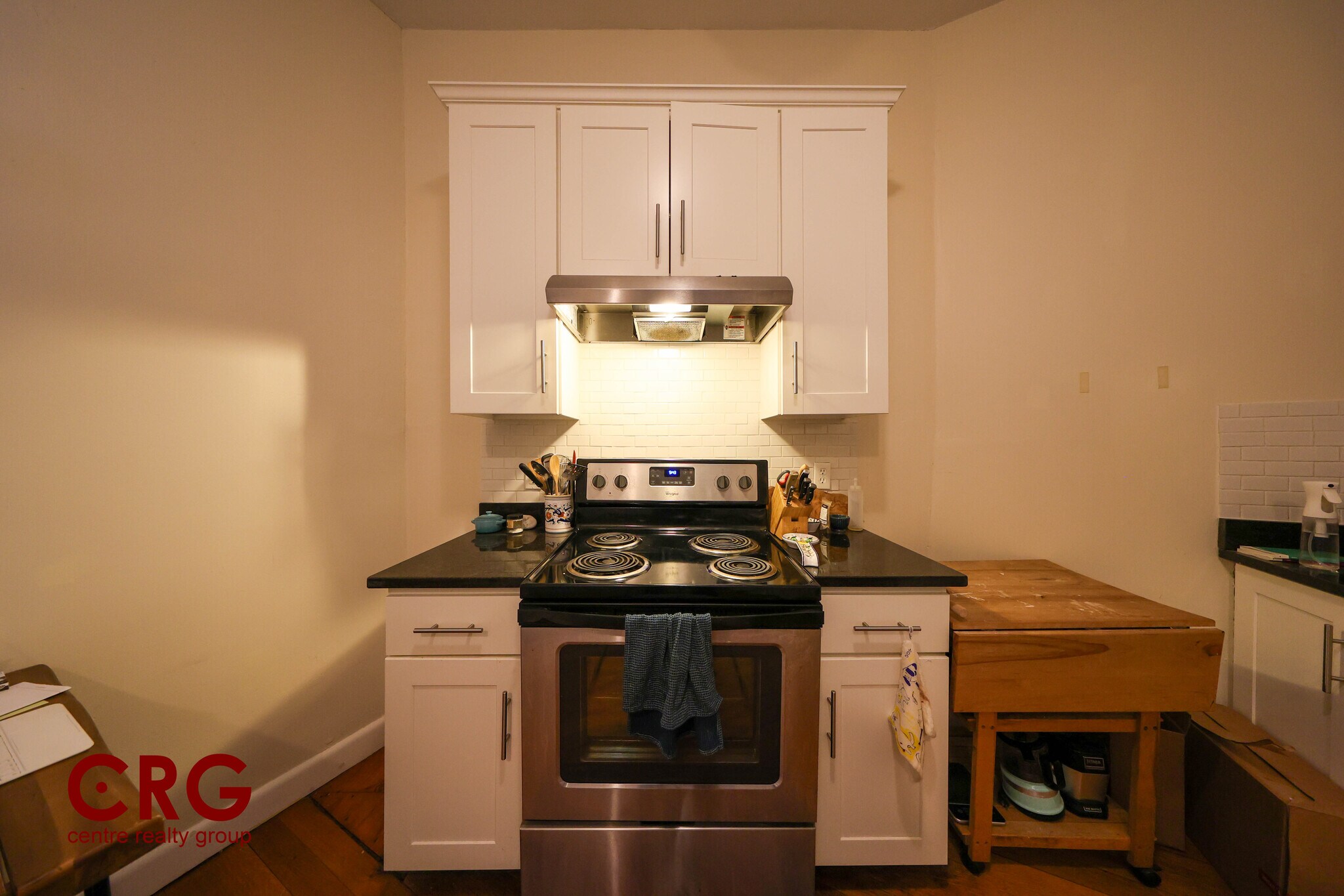 Building Photo - 1728 Beacon St