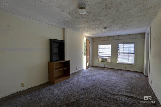 Building Photo - 409 Nichols Ave