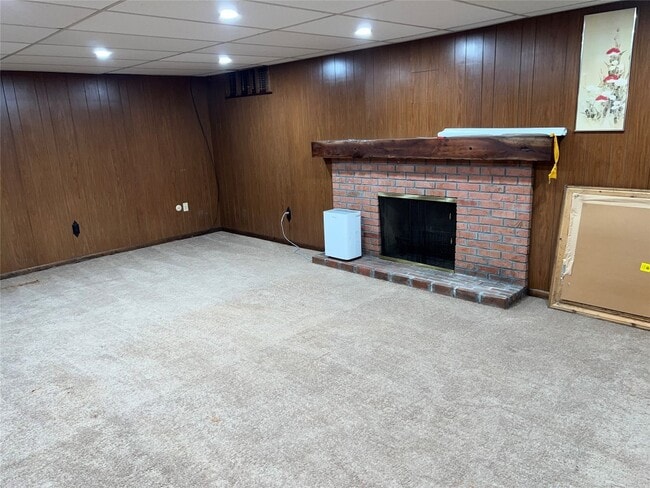 Building Photo - 2444 Rhonda Dr