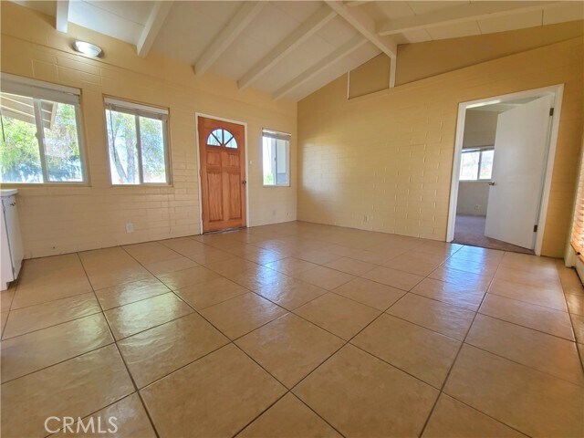 Building Photo - 13195 13195