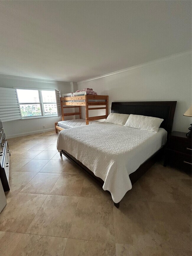 Building Photo - 1200 Hibiscus Ave