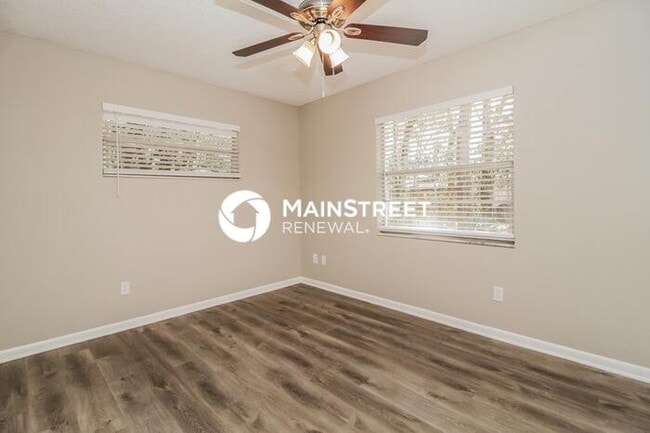Building Photo - 3 Bedroom Pet-Friendly Home in LONGWOOD, F...