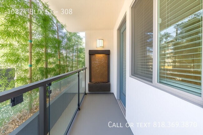 Building Photo - 10824 Blix St