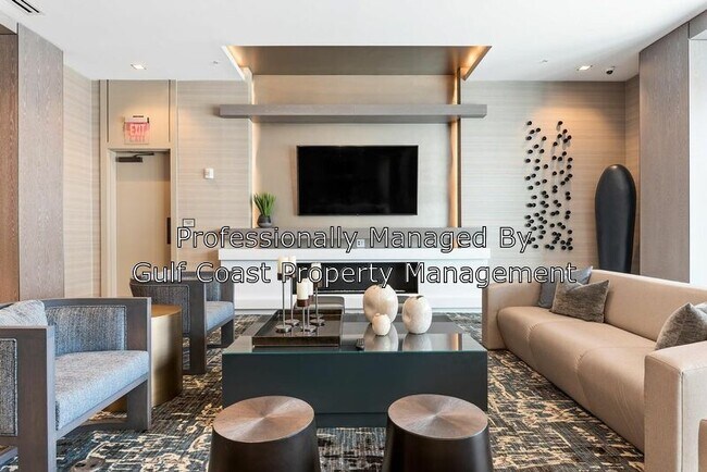 Building Photo - 111 S Pineapple Ave