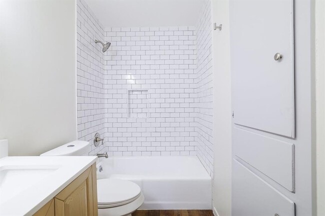 Building Photo - 3401 Willowrun Cove