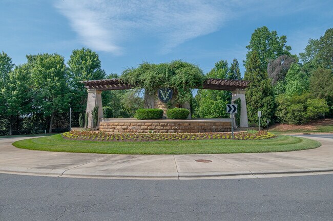 Building Photo - 6407 Barcelona Wy