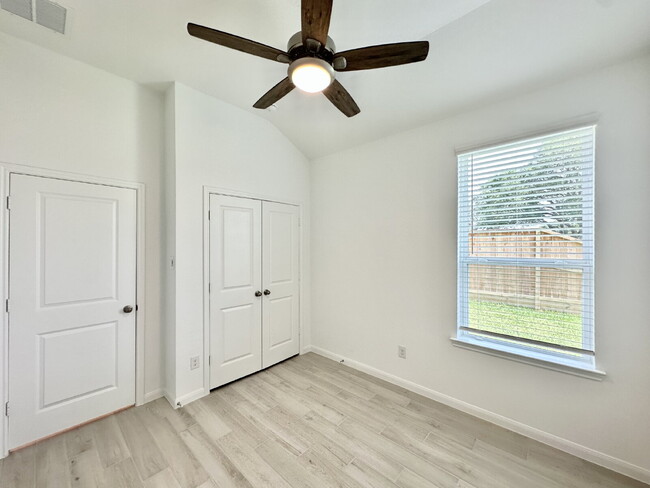 Building Photo - Brand New 3 Bed / 2 Bath Home with Water V...