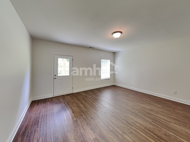 Building Photo - 6207 Bridlewood Ln