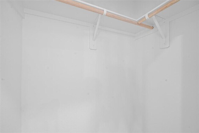 Building Photo - 16618 Golden Harvest Dr