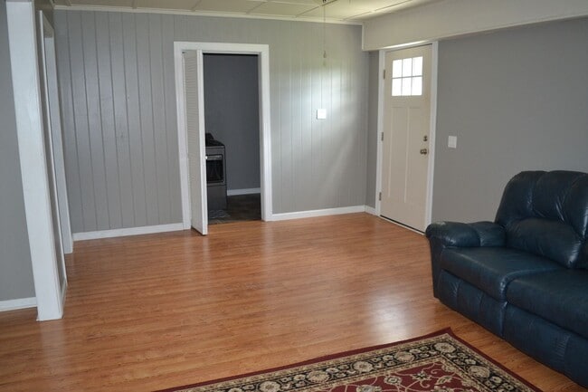 Building Photo - 138 Cypress Cir