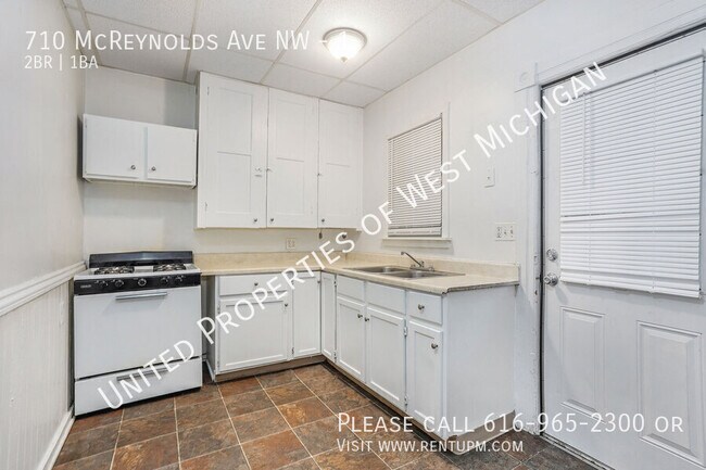 Building Photo - 710 Mc Reynolds Ave NW