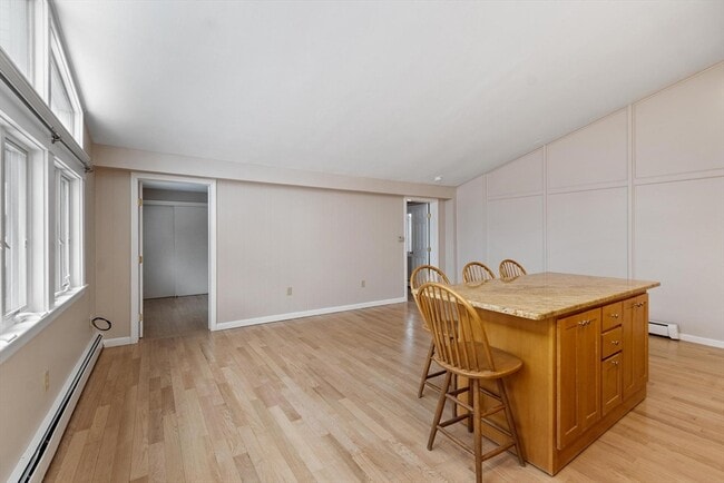 Building Photo - 103 Elmcrest Rd