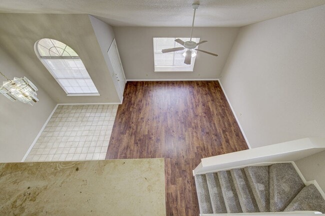 Building Photo - 2509 Riddle Rd