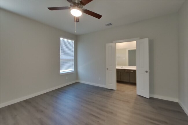 Building Photo - 2414 Cohorn Trl