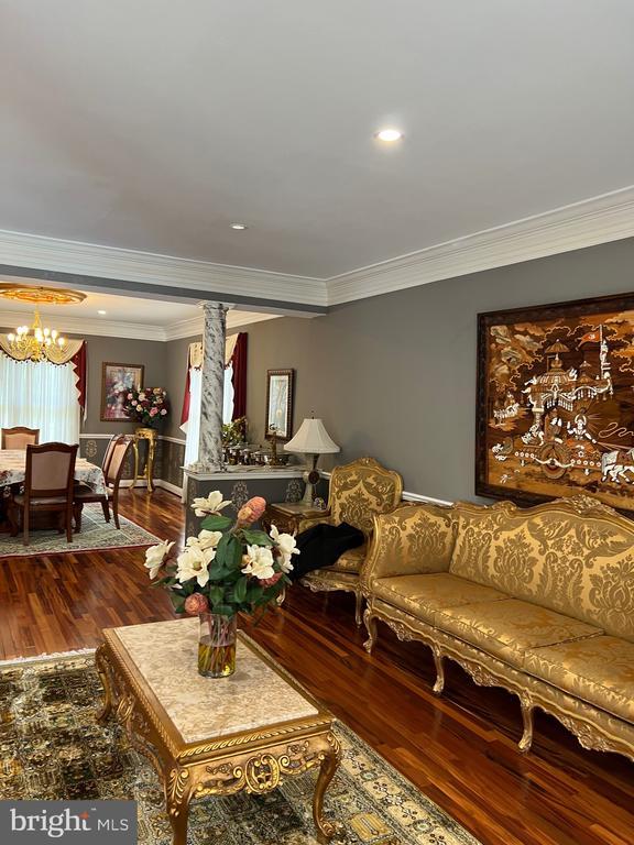 Building Photo - 3911 Arbor Crest Way