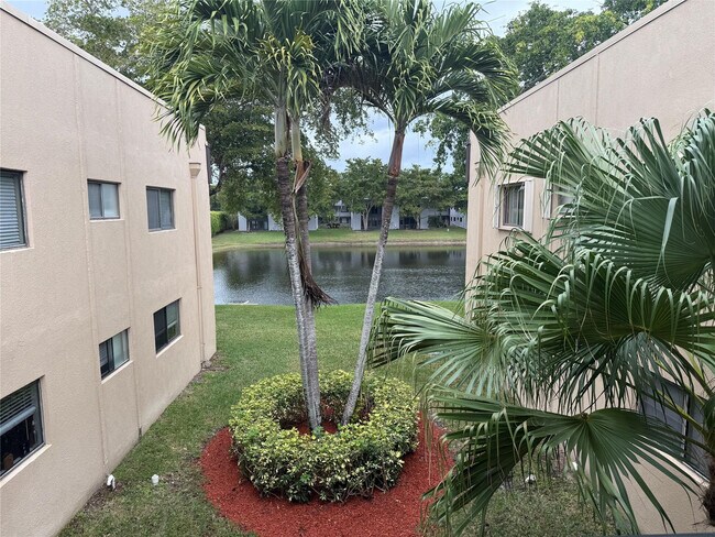 Building Photo - 15126 Ashland St