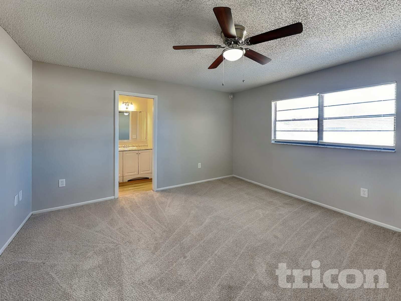 Building Photo - 2001 Deborah Dr