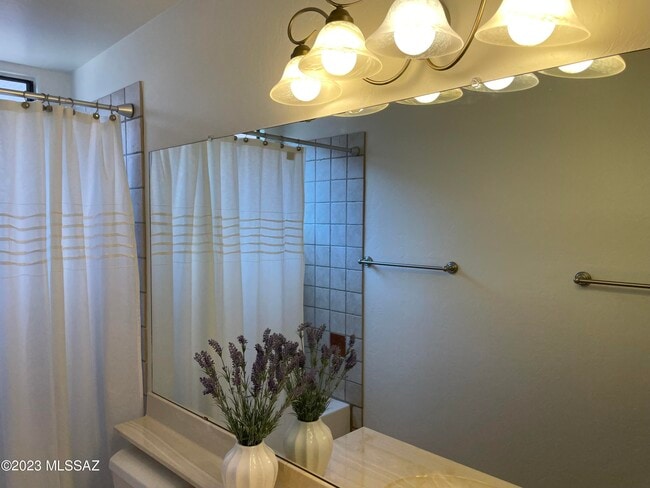 Building Photo - 11865 N Copper Butte Dr