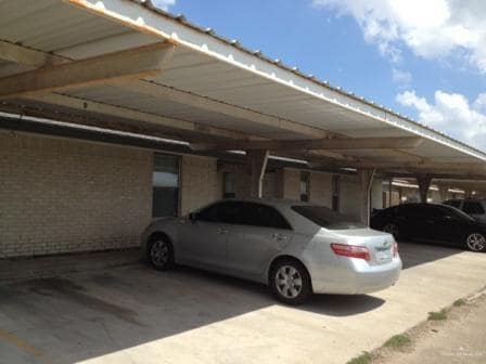 Building Photo - 20 West Dr