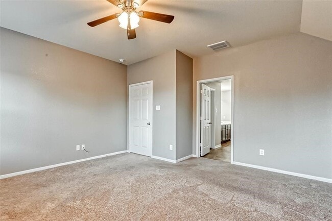 Building Photo - 2561 Magnolia Fair Way