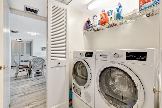 Building Photo - 1542 Jupiter Cove Dr