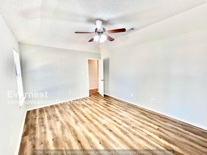 Building Photo - 1408 Sunny Glen St