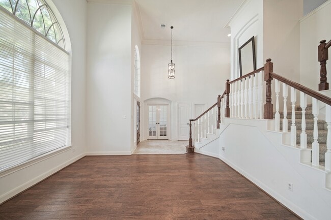 Building Photo - 5403 Indian Shores Ln