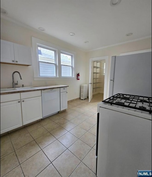 Building Photo - 103 Willow St