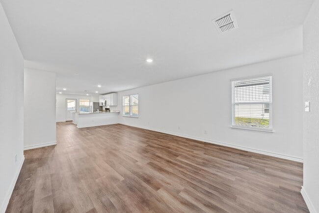 Building Photo - 817 Heartseed Ave