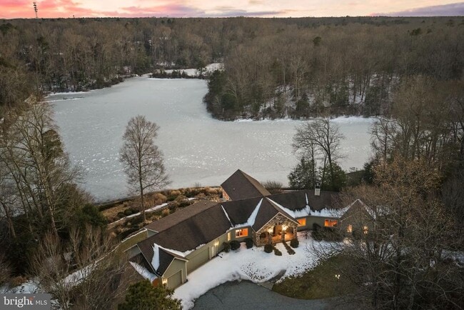 Building Photo - 3535 Meadow Rd