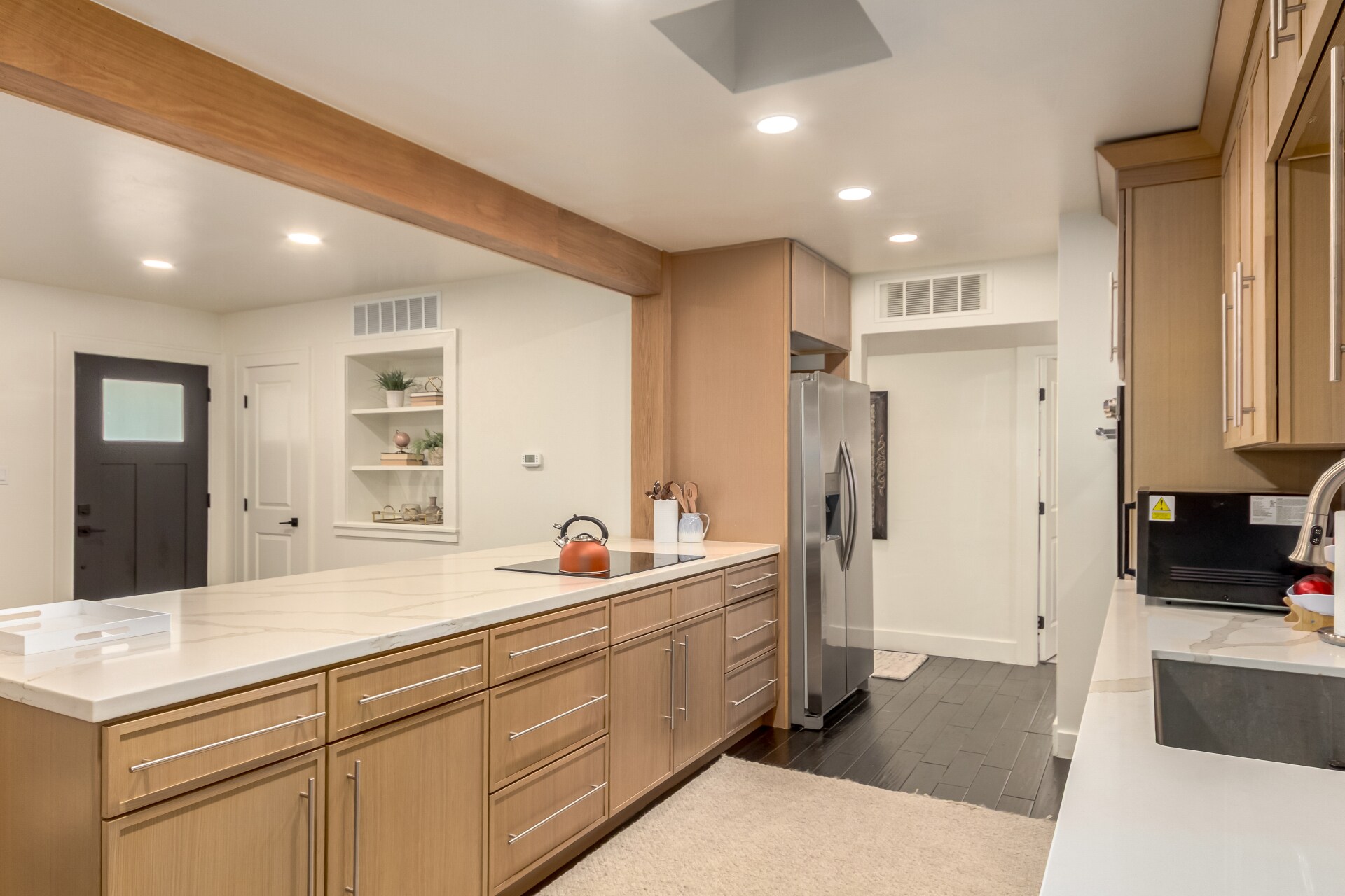 Building Photo - 1935 E Coolidge St