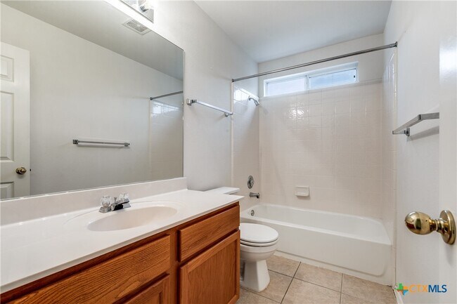 Building Photo - 7707 Wexford Hollow